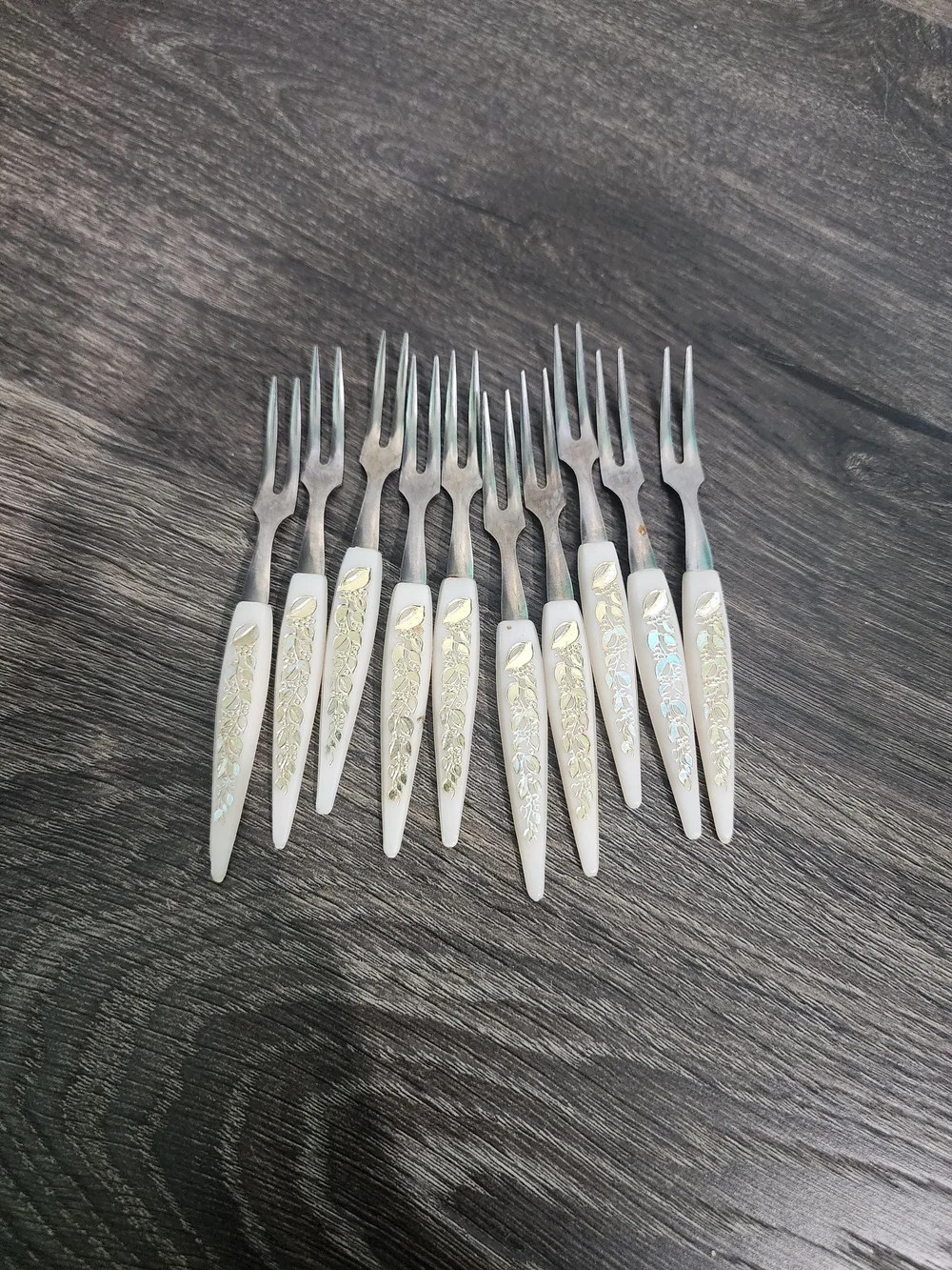 Pearl White Decorative Appetizer Fork Set - 10 Pieces